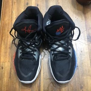 nike kyrie 8 infinity size 12 basketball shoe